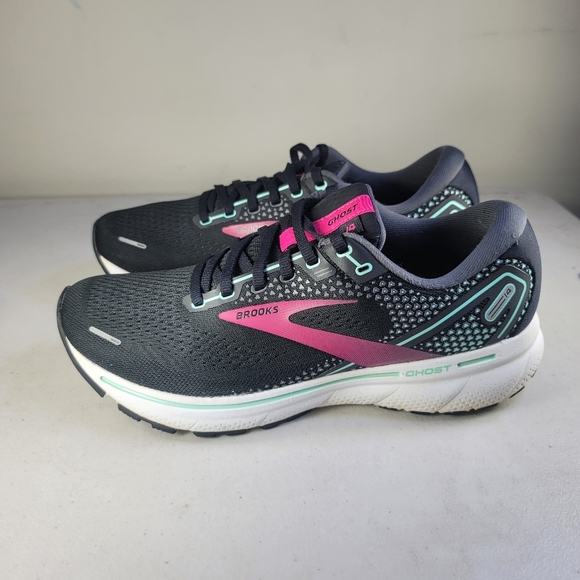 brooks ghost size 10.5
